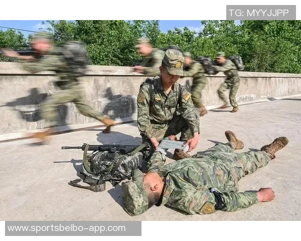 老詹强调夏训应结合球队战术进行针对性训练以提升实战能力 老詹强调夏训应结合球队战术进行针对性训练以提升实战能力